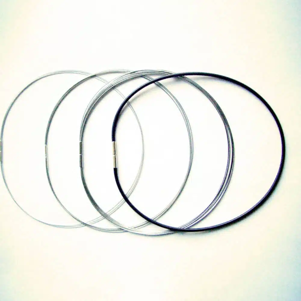 Silberne Quasten Anhänger Kette – Bild 2
