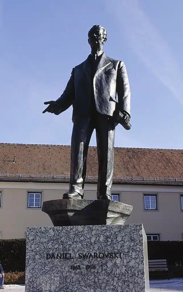 Daniel Swarovski Skulptur
