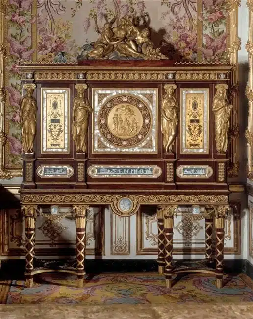 How to store your jewellery - Marie Antoinette's Jewellery Box the ultimate storage box