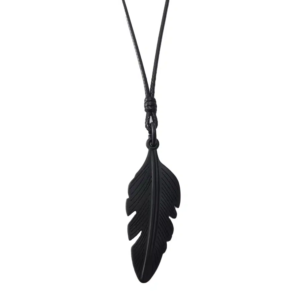 Ketting met Zwarte Veer hanger