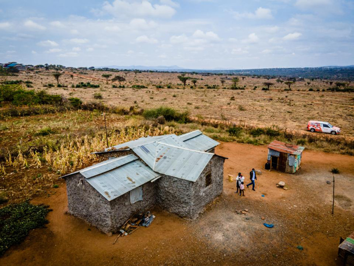 How yazzy's gives back how yazzy's gives back Yazzy's Fashion Accessories how yazzy's gives back