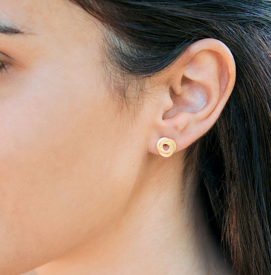 Vergulde Oorknopjes Zilver Knots vergulde Oorknopjes Yazzy's Fashion Accessories Vergulde Oorknopjes Zilver Knots - Afbeelding 3