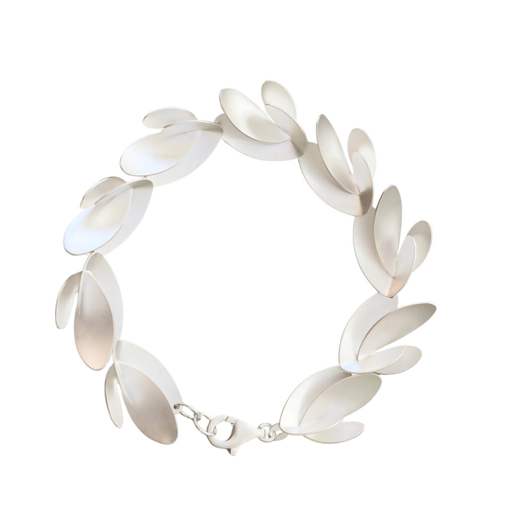 Handmade Jewellery & Accessories Luxembourg handmade jewellery & accessories luxembourg Yazzy's Fashion Accessories Silver Seed Bracelet