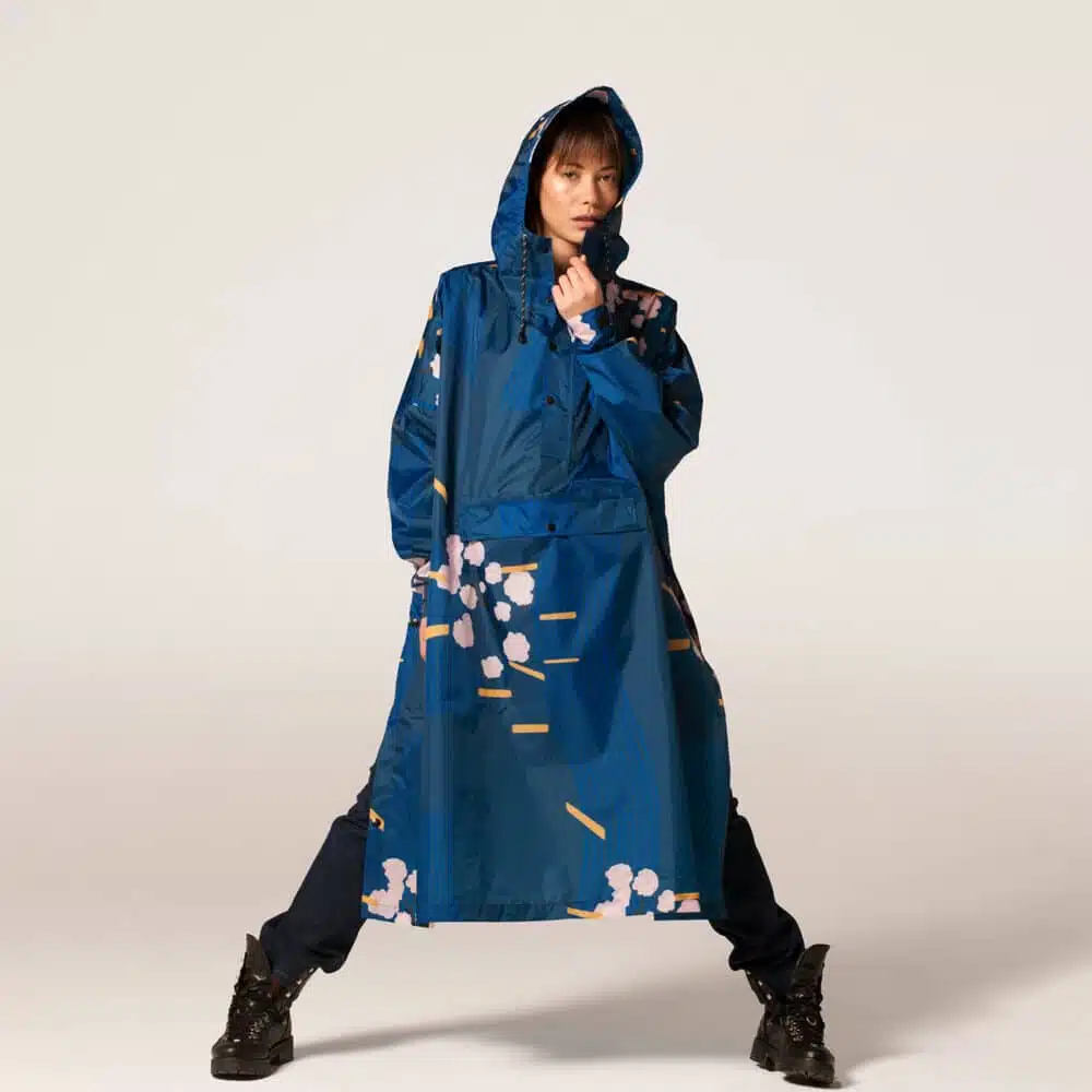 regenponcho damen mit Japnische Blüte